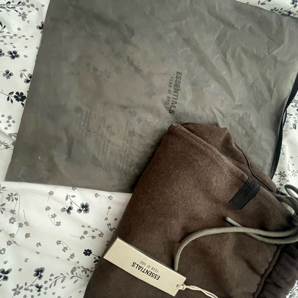 Essentials Chocolate Lounge Pants